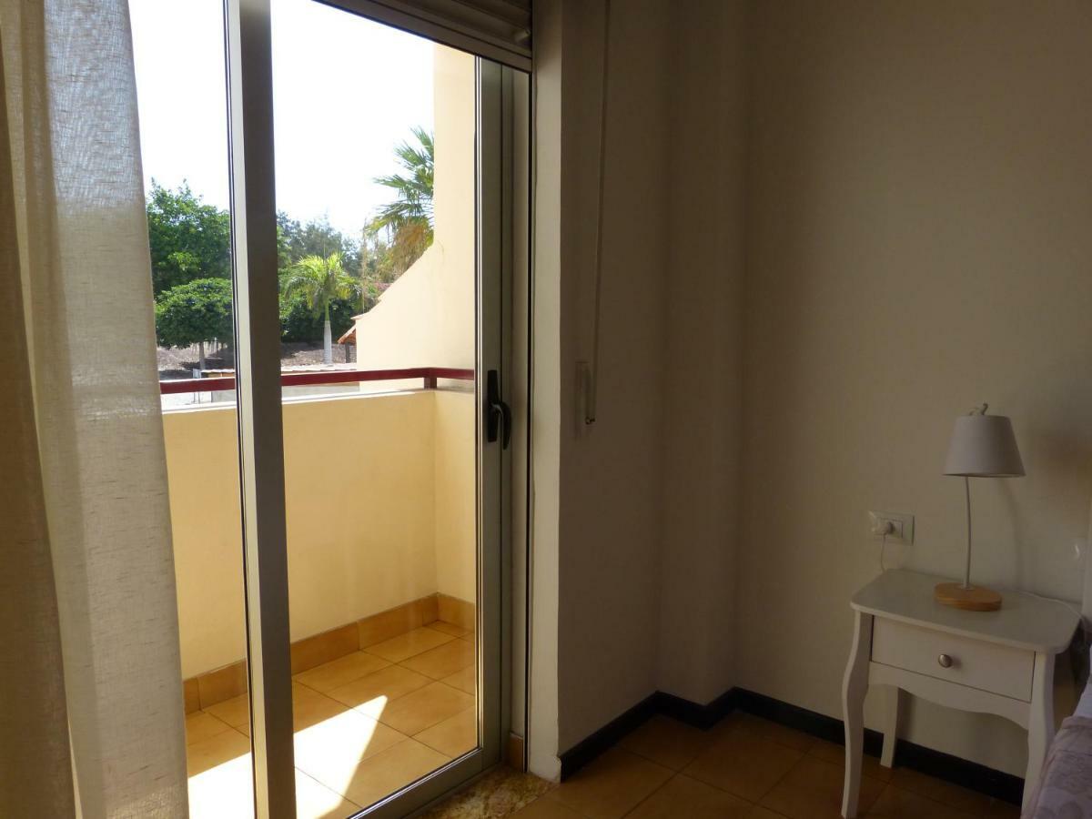 Suncanarias Apartamento La Chocita Arona  Extérieur photo
